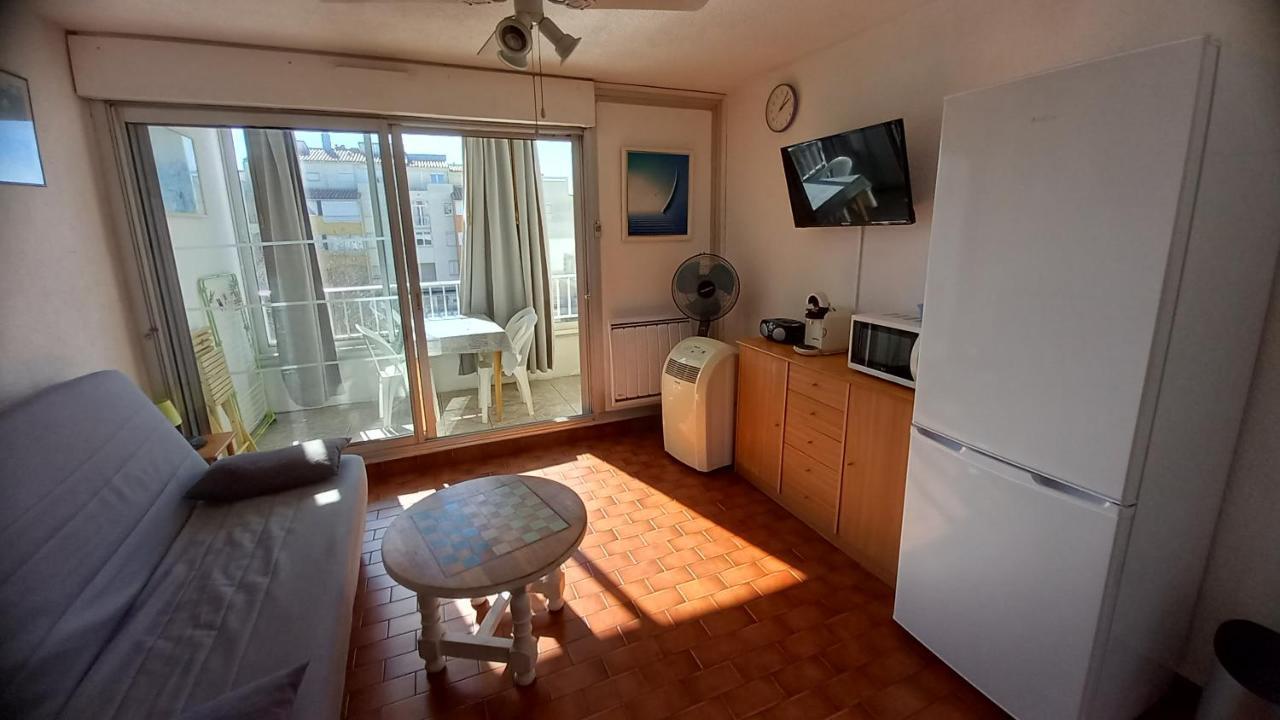Studio-Cabine Port Dauphin แอกด์ ภายนอก รูปภาพ